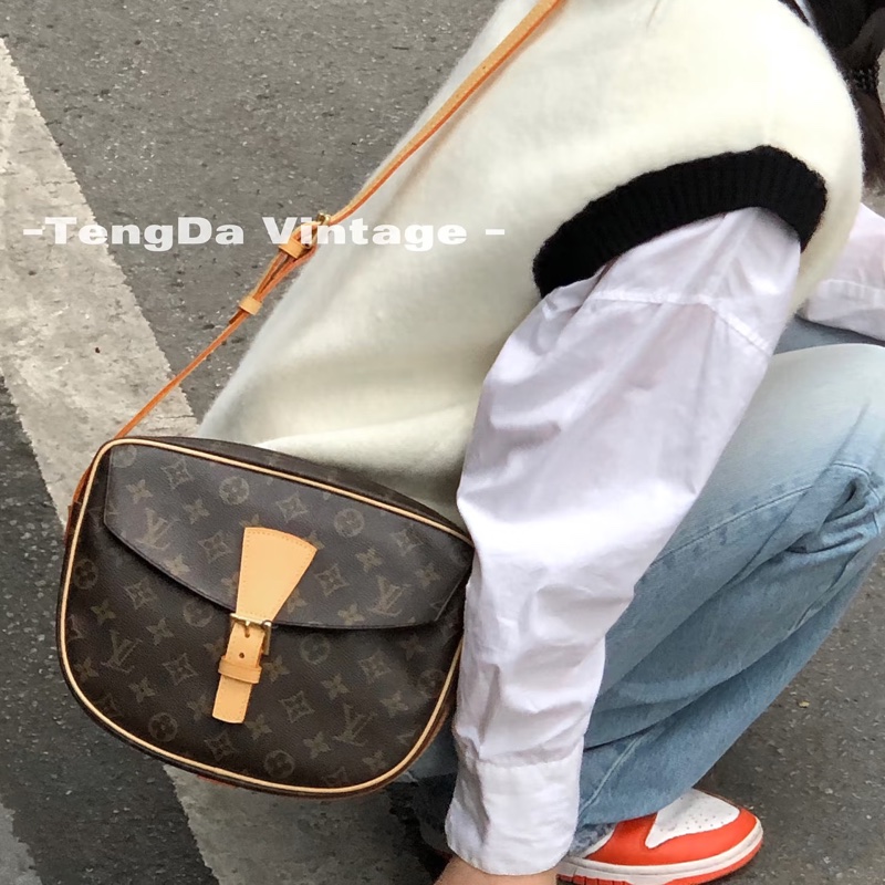 Louis Vuitton • 經典老花蘋果馬鞍包-2