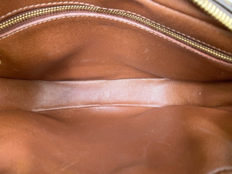 Louis Vuitton • 經典老花蘋果馬鞍包-9