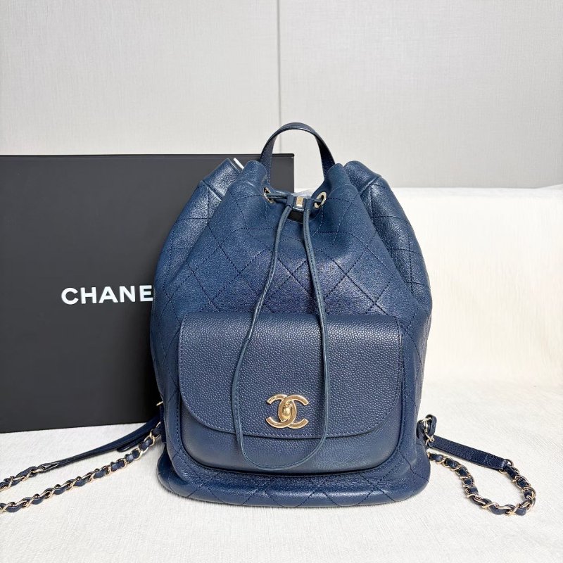 Chanel Daily Round後背包深藍色 金扣 牛皮24*33*12 98新配件塵袋-2