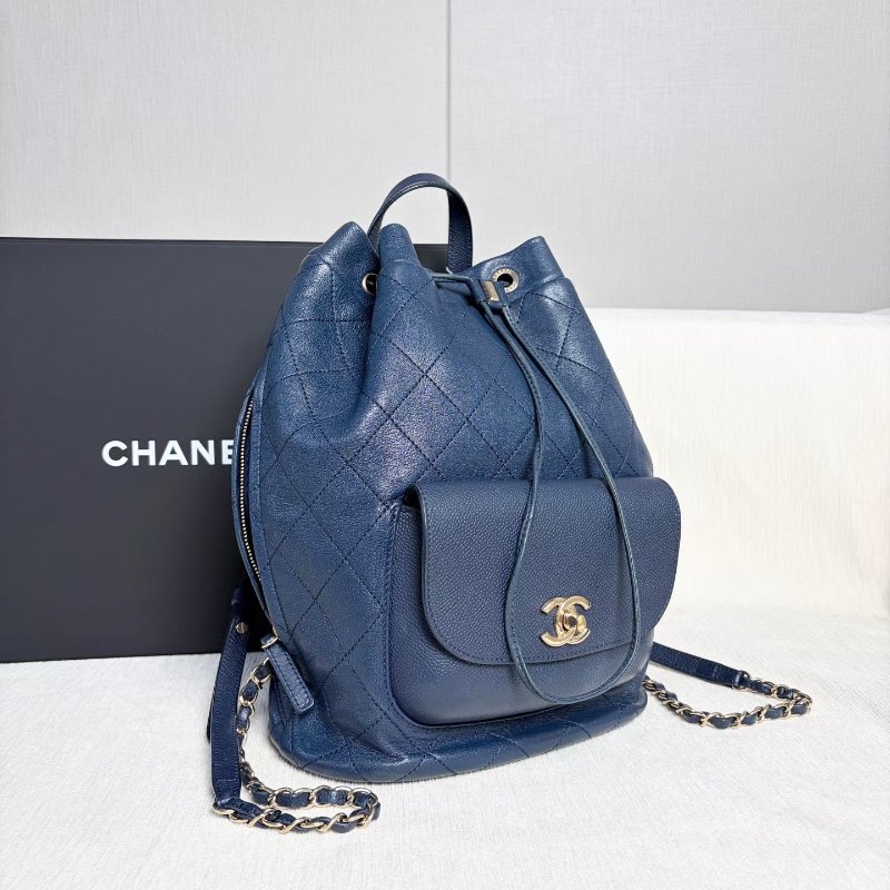 Chanel Daily Round後背包深藍色 金扣 牛皮24*33*12 98新配件塵袋-3