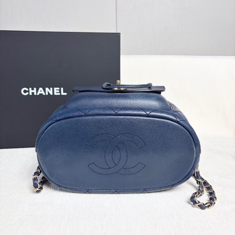 Chanel Daily Round後背包深藍色 金扣 牛皮24*33*12 98新配件塵袋-5
