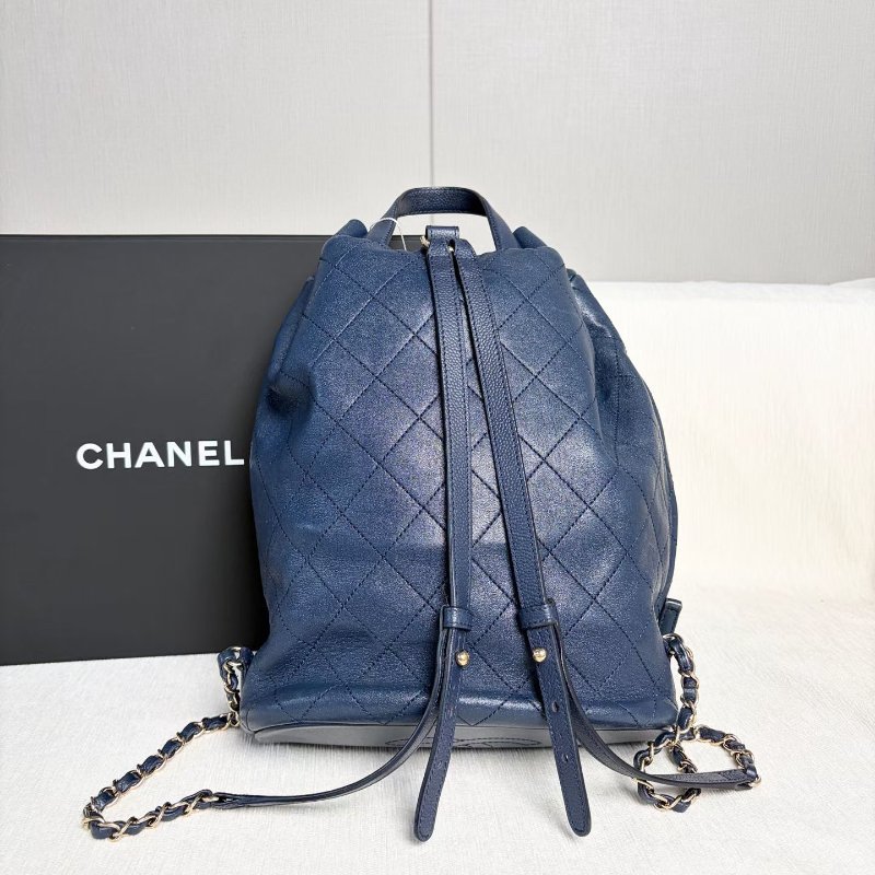 Chanel Daily Round後背包深藍色 金扣 牛皮24*33*12 98新配件塵袋-7
