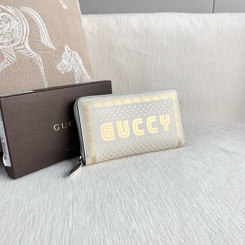 Gucci 星星印花錢包 白金色 銀扣 19*11*3 99新配件盒子-2