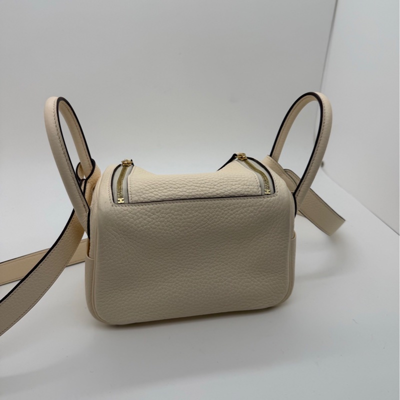 Hermes mini Lindy奶油白tc皮金扣z刻，成色如圖，邊角有磨損發黑-1