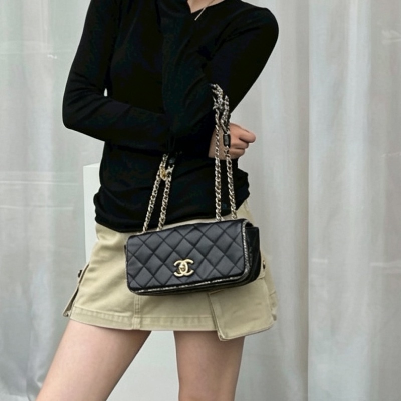 CHANEL香奈兒黑金毛尼菱格滾邊法棍包稀有款難得釋出⚠️-1