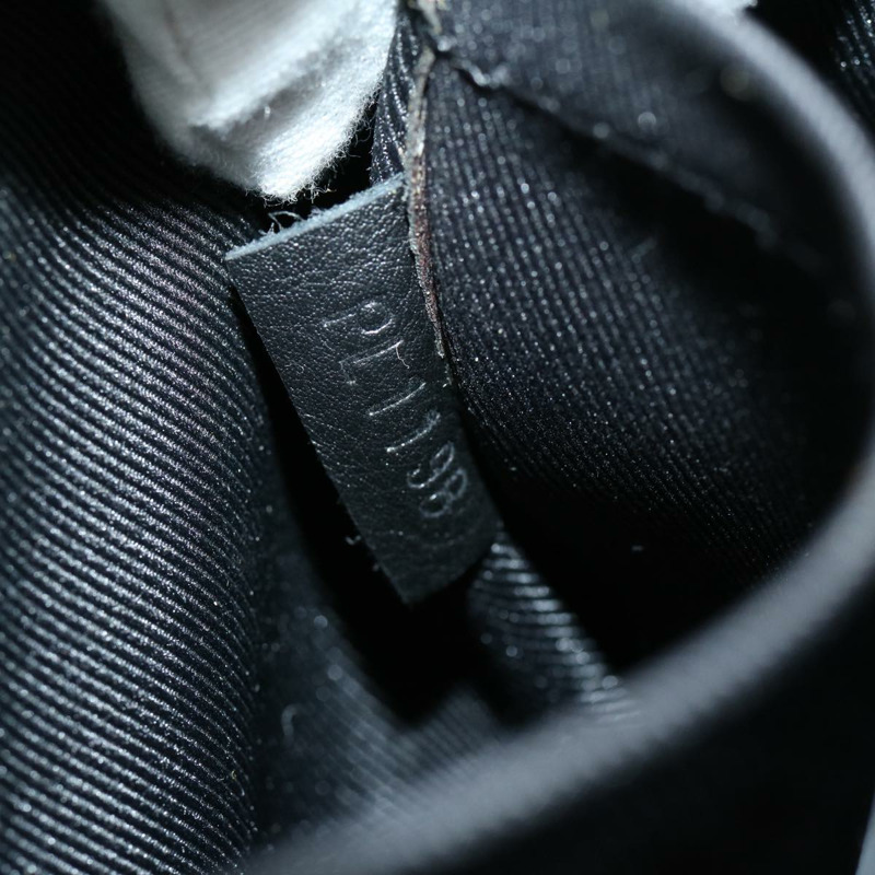 【日本直送】路易威登 (LOUIS VUITTON) Eclipse Glaze Messenger PM 肩背包 灰色 M52218 LV Auth 30549SAV-10