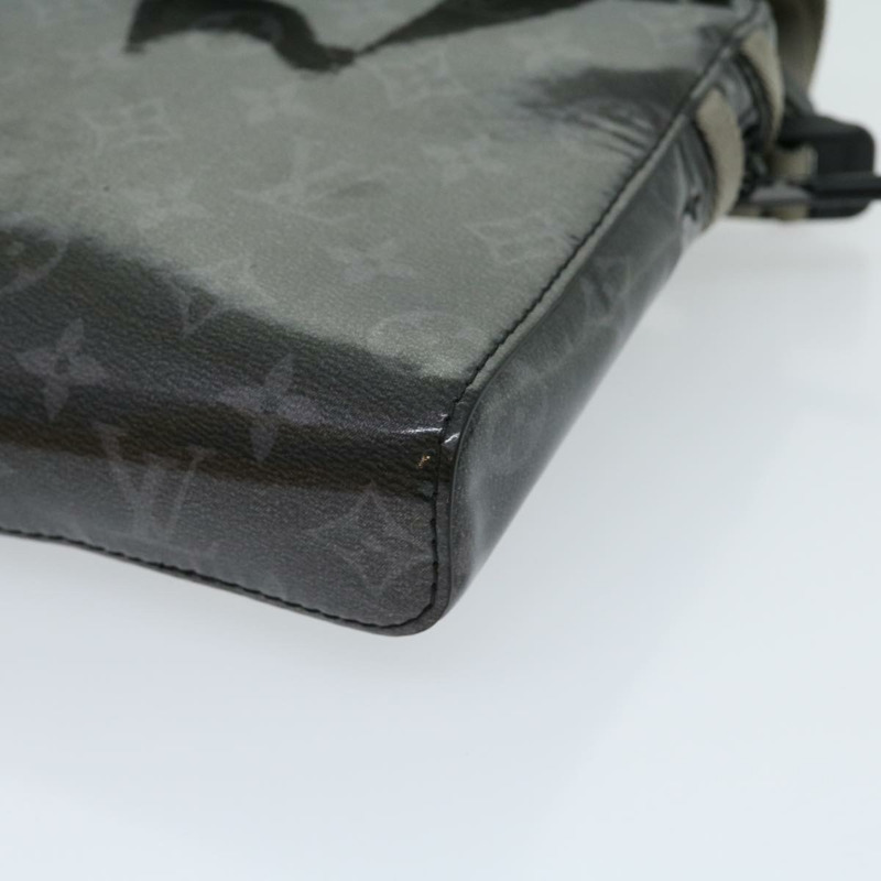 【日本直送】路易威登 (LOUIS VUITTON) Eclipse Glaze Messenger PM 肩背包 灰色 M52218 LV Auth 30549SAV-15