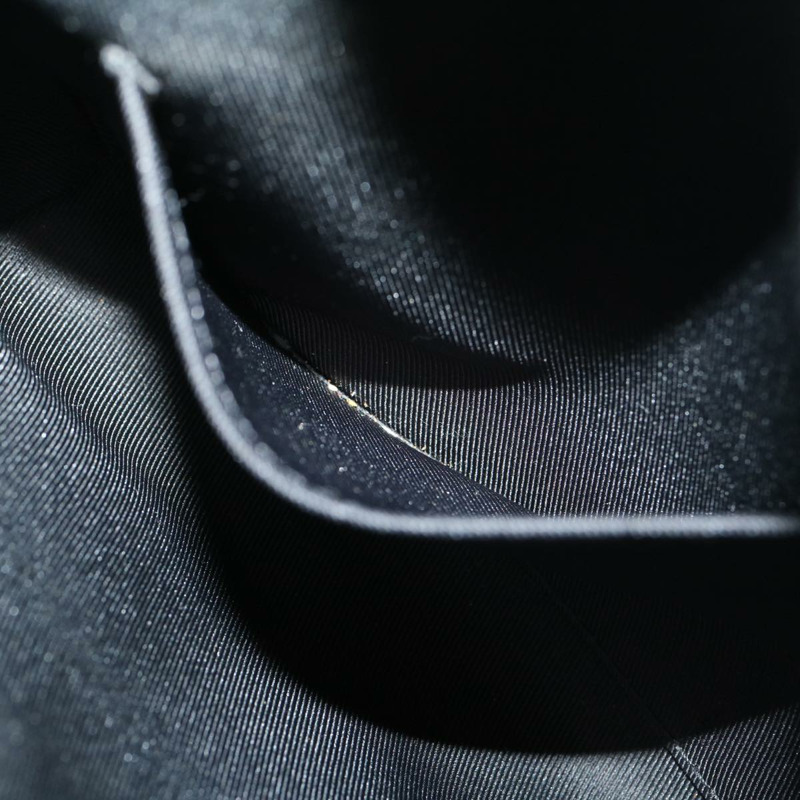 【日本直送】路易威登 (LOUIS VUITTON) Eclipse Glaze Messenger PM 肩背包 灰色 M52218 LV Auth 30549SAV-21