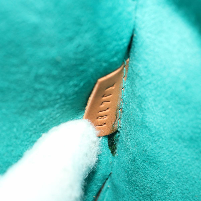 【日本直送】路易威登 Monogram Perfo Saumur 30 肩背包 M93998 LV 正品 49620SAV-10