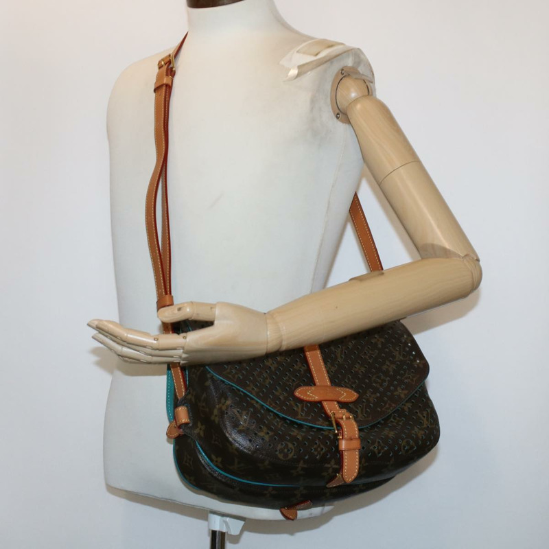 【日本直送】路易威登 Monogram Perfo Saumur 30 肩背包 M93998 LV 正品 49620SAV-29