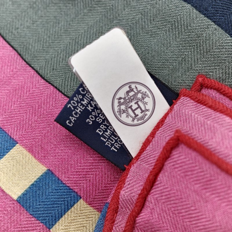 Hermès 愛馬仕 Voitures en Equilibre 絲巾-4