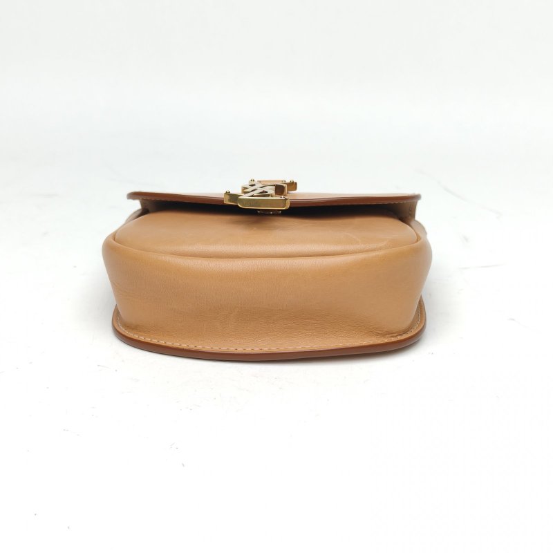 SAINT LAURENT KAIA馬鞍包迷你15奶茶色牛皮金扣肩背包-4