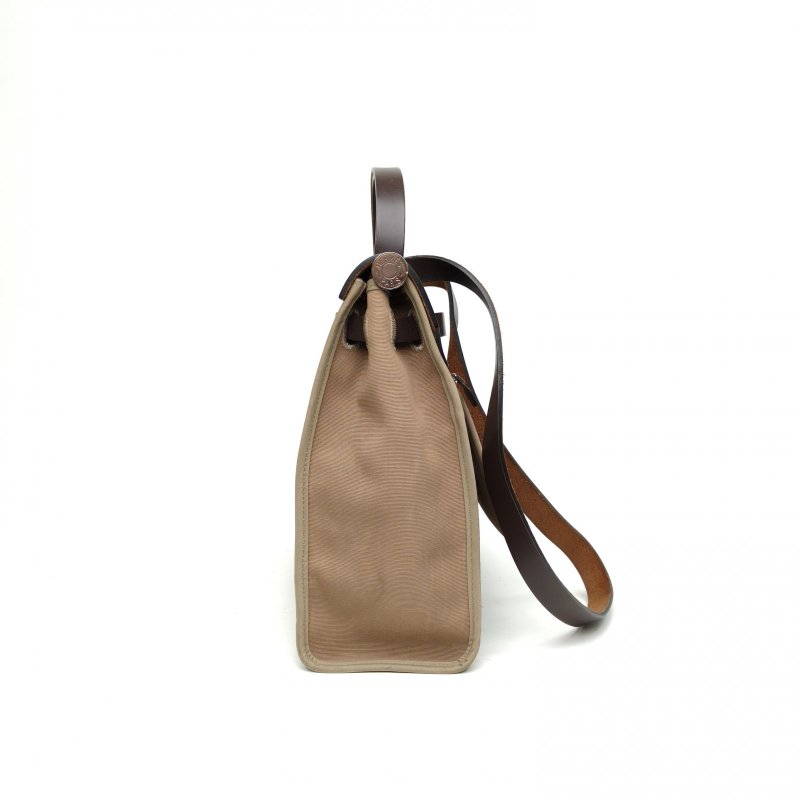 HERMES Herbag31大象灰拼烏木色帆布/牛皮T刻銀扣肩背包-1