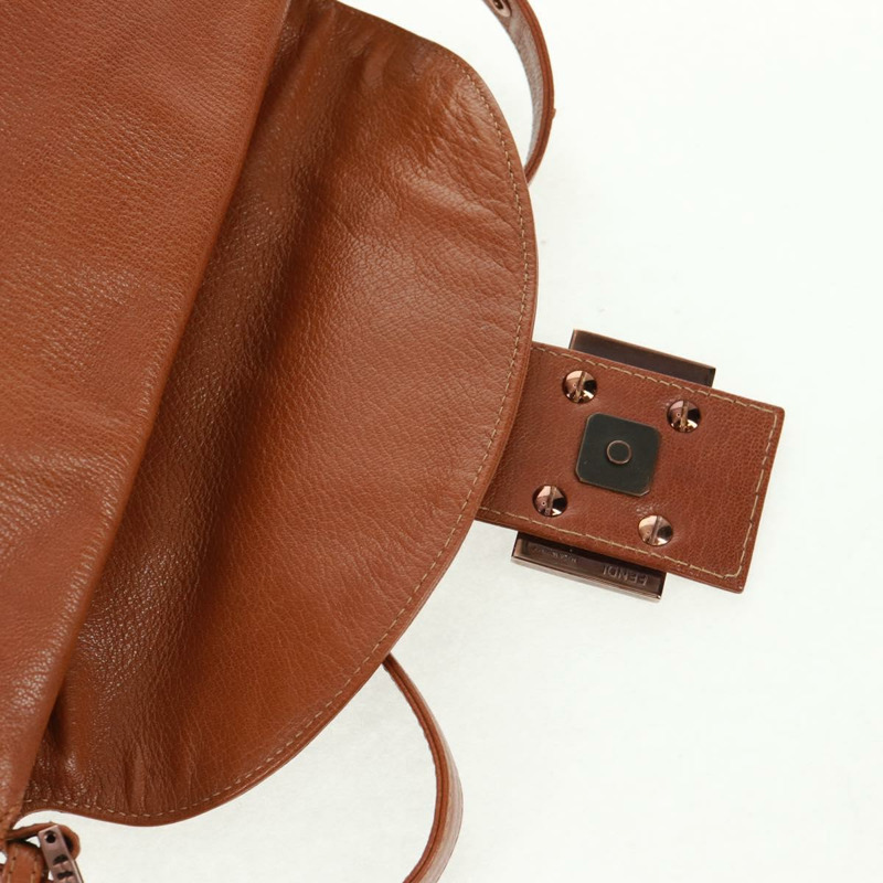 【日本直送】FENDI Mamma Baguette 單肩包 皮革 棕色 正品 yk20189SAV-20