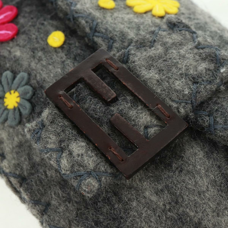 【日本直送】FENDI 花卉圖案 Mamma Baguette 單肩包 羊毛 灰色 銀色 正品 168312SAV-18