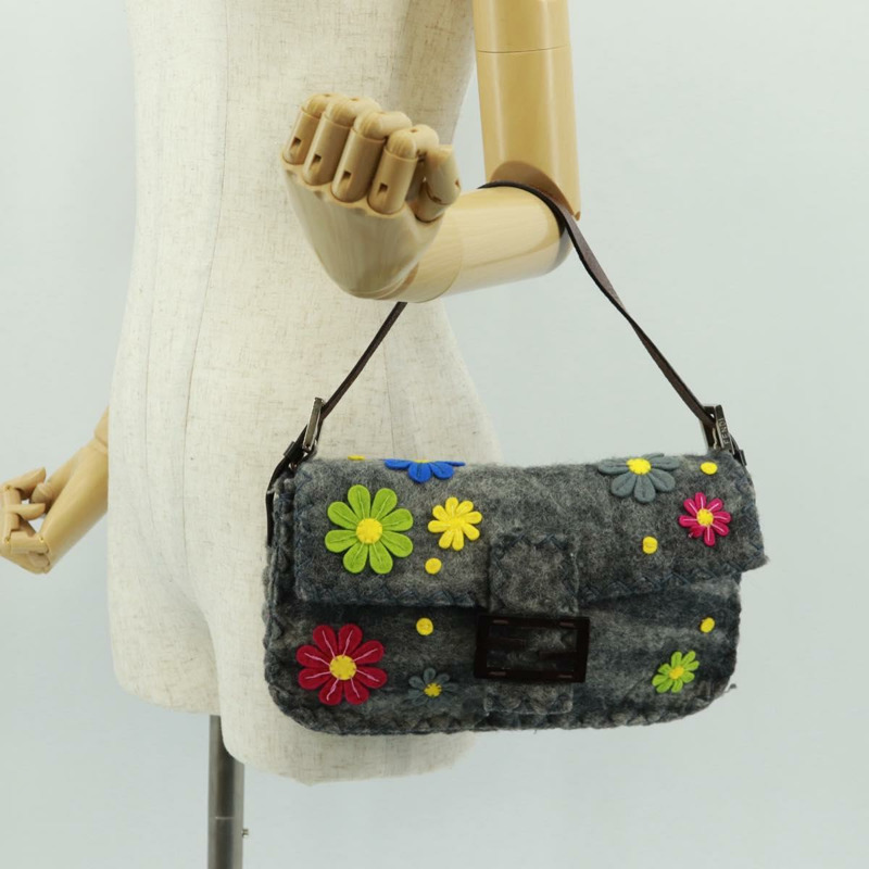 【日本直送】FENDI 花卉圖案 Mamma Baguette 單肩包 羊毛 灰色 銀色 正品 168312SAV-22
