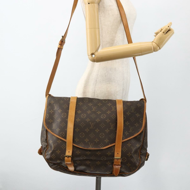【日本直送】路易威登 Monogram Saumur 43 肩背包 M42252 LV Auth 166833A-24