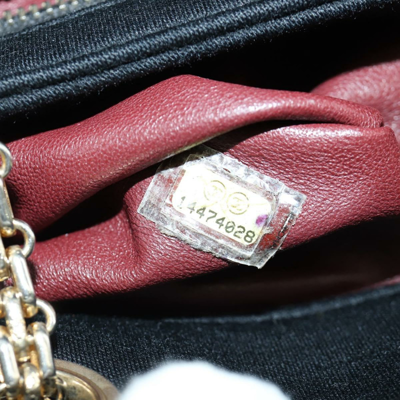 【日本直送】香奈兒 (CHANEL) Matelasse 鏈條肩背包，黑色金色 CC 標誌，貨號 168322V-11