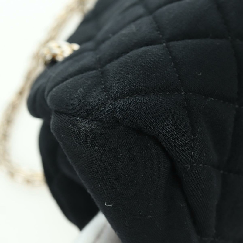 【日本直送】香奈兒 (CHANEL) Matelasse 鏈條肩背包，黑色金色 CC 標誌，貨號 168322V-15