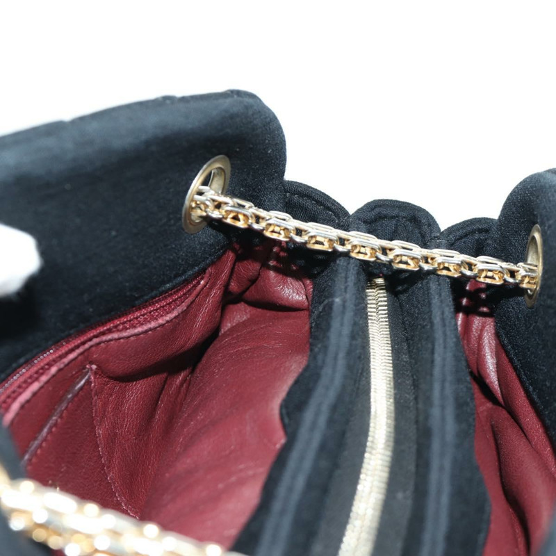 【日本直送】香奈兒 (CHANEL) Matelasse 鏈條肩背包，黑色金色 CC 標誌，貨號 168322V-18