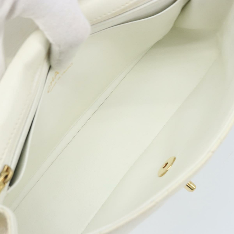 【日本直送】香奈兒 Matelasse 25 鏈條肩背包 白色 皮革 金色 CC 標誌 Auth 168320V-9