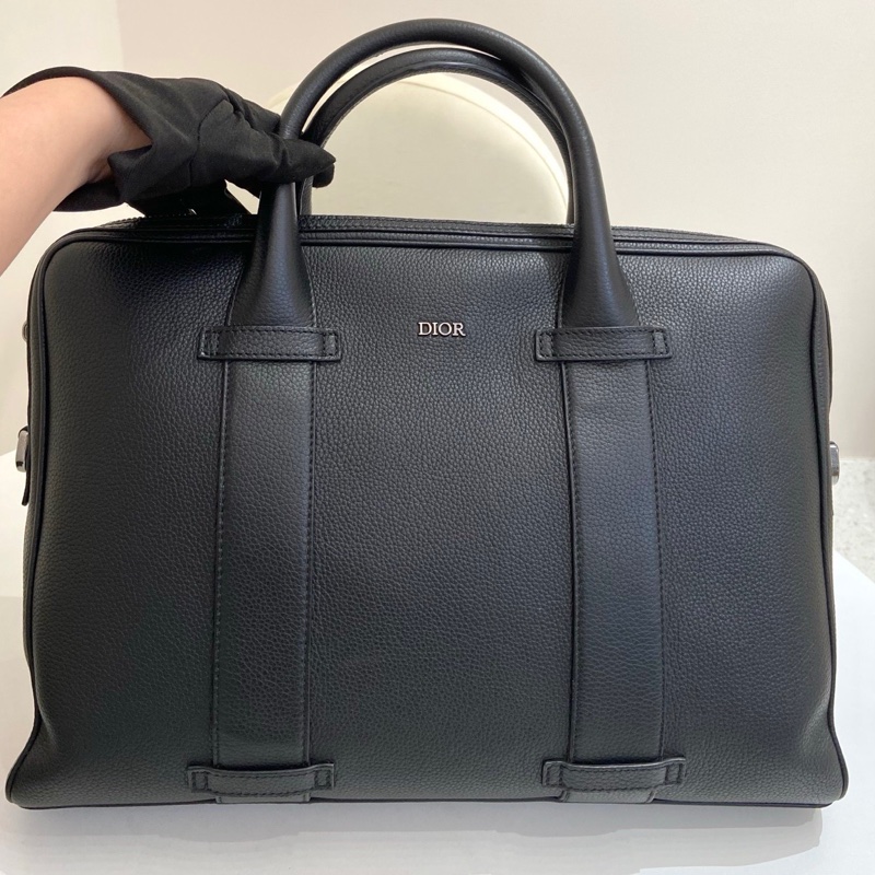 Dior迪奧黑色牛皮男士公文包手提包  尺寸：38*5.5*27 附件：肩帶。-1