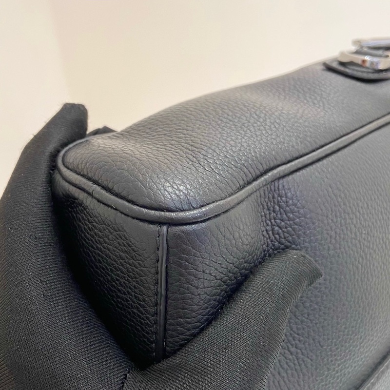 Dior迪奧黑色牛皮男士公文包手提包  尺寸：38*5.5*27 附件：肩帶。-6