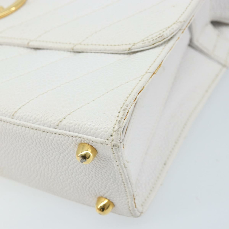 【日本直送】香奈兒 V 字縫線肩背包，魚子醬紋白金雙 C 標誌，正品編號 173438V-14