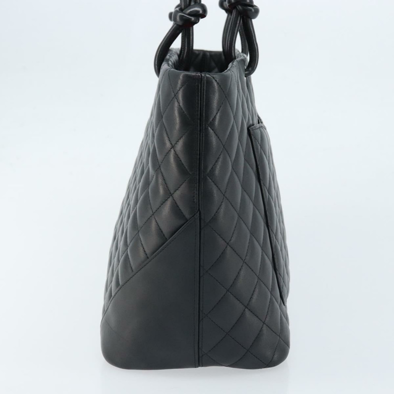 【日本直送】香奈兒 Cambon 系列絎縫托特包，羊皮材質，黑色銀色雙C標誌，正品編號 173305SAM-3