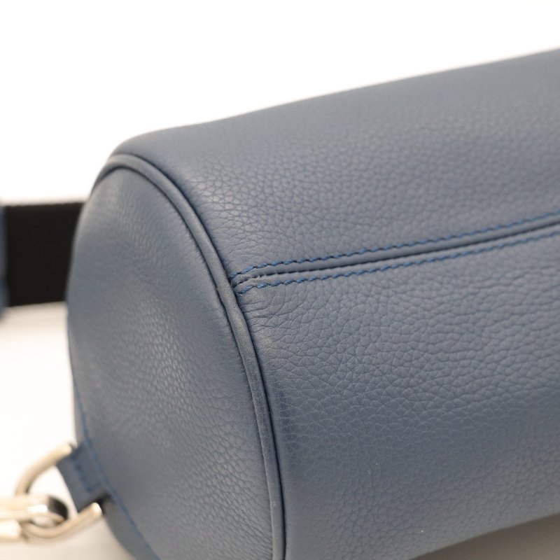 DIOR  藍色圓筒包-7