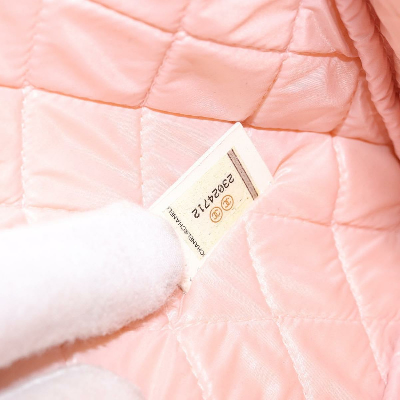 【日本直送】香奈兒 (CHANEL) Matelasse 帆布手拿包 白色 銀色 CC 標誌 Auth 172468V-10