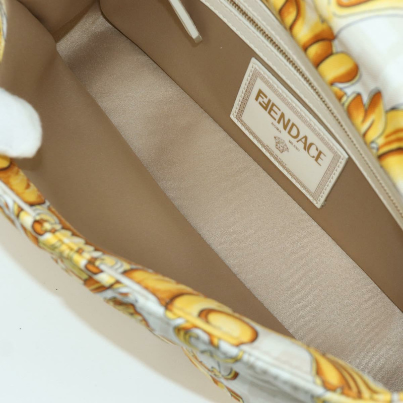 【日本直送】FENDI Zucca 帆布 Fenderche VERSACE Mamma Baguette 包款白色正品 173367SAM-10