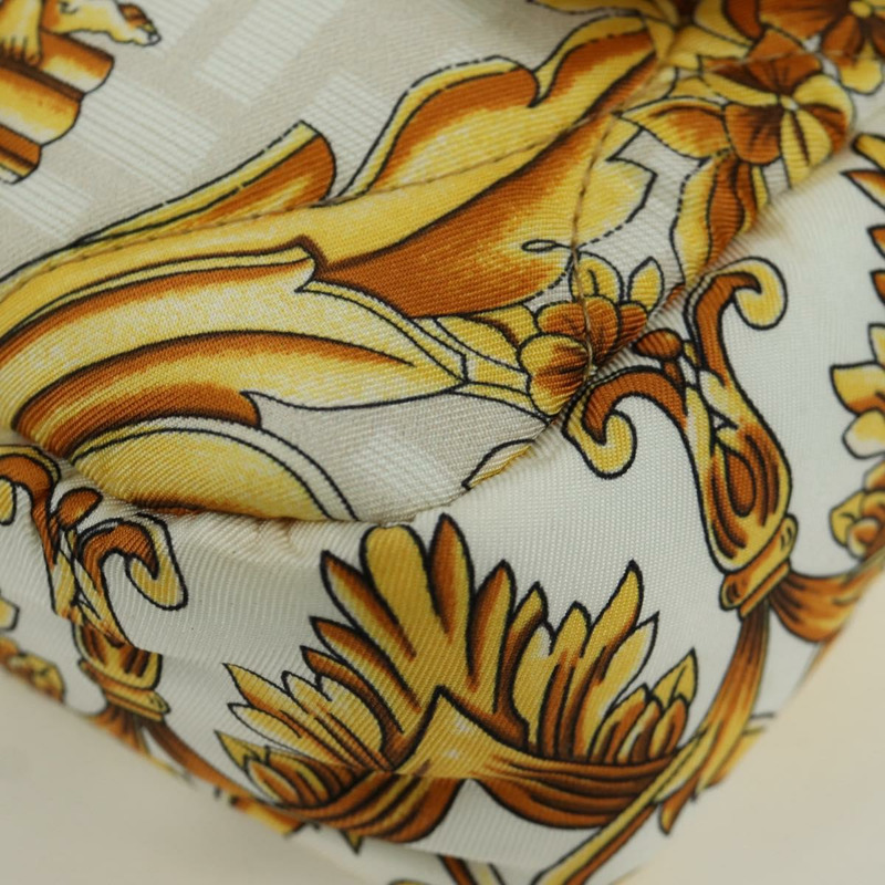 【日本直送】FENDI Zucca 帆布 Fenderche VERSACE Mamma Baguette 包款白色正品 173367SAM-16