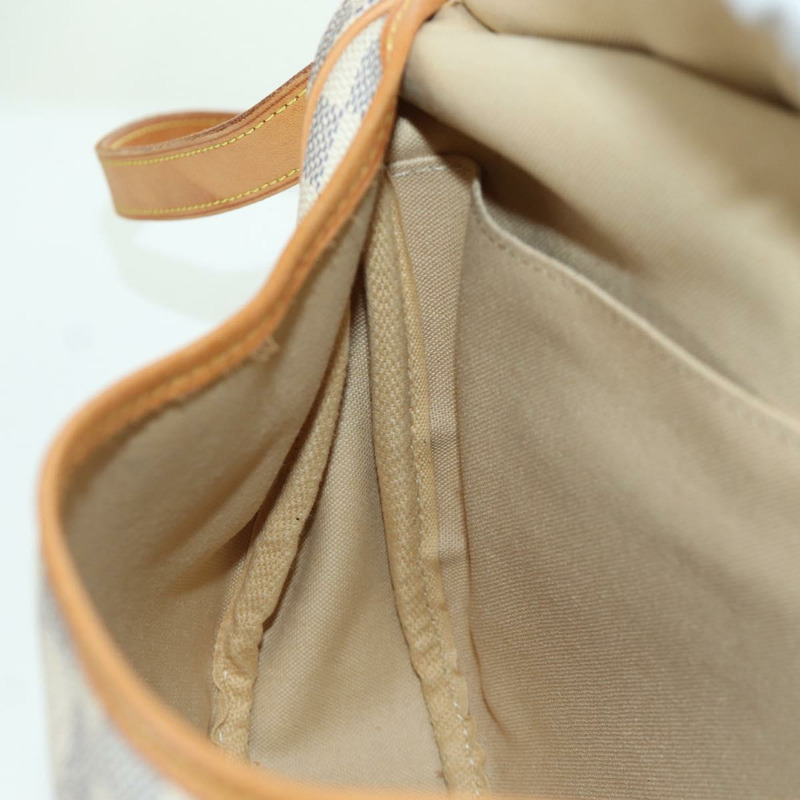 【日本直送】路易威登 Damier Azur Saumur 30 肩背包 SPO N48202 LV Auth ARZ546V-29