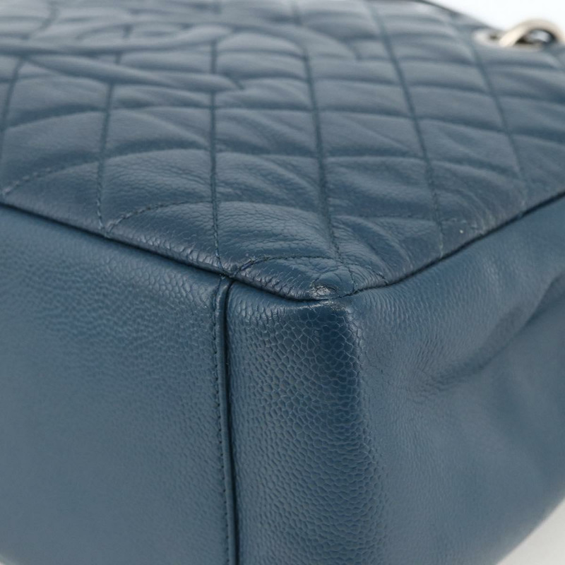 【日本直送】香奈兒 (CHANEL) 菱格紋鏈條肩背包，魚子醬紋皮革，藍色，銀色雙C標誌，正品 ARZ343SAV-8