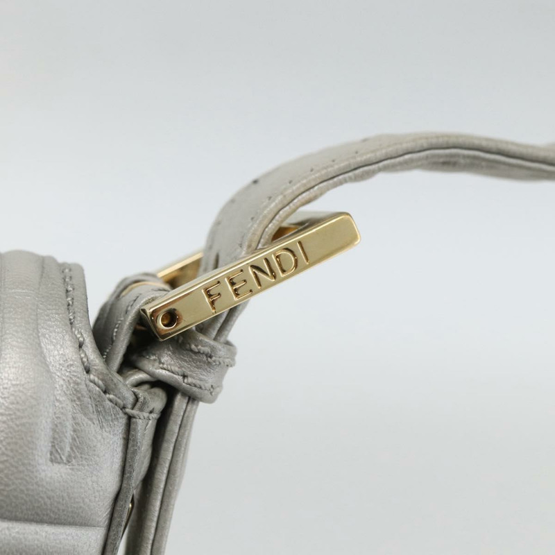 【日本直送】FENDI Mamma Baguette 肩背包 皮革 銀色 金色 正品 174143V-16
