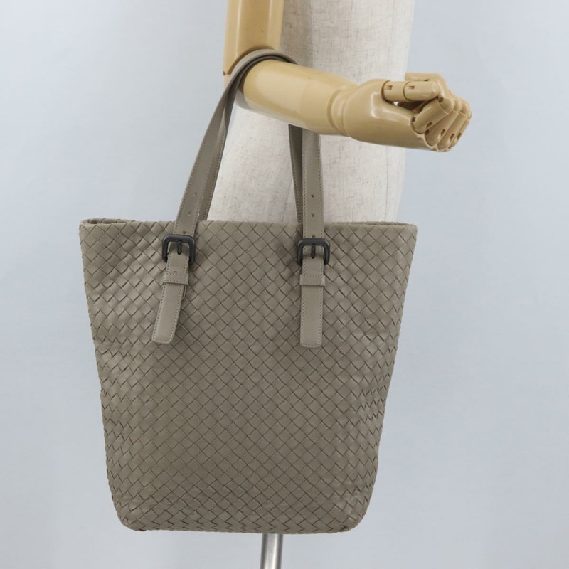 【日本直送】BOTTEGA VENETA INTRECCIATO 手袋皮革米色正品 am10978V-21