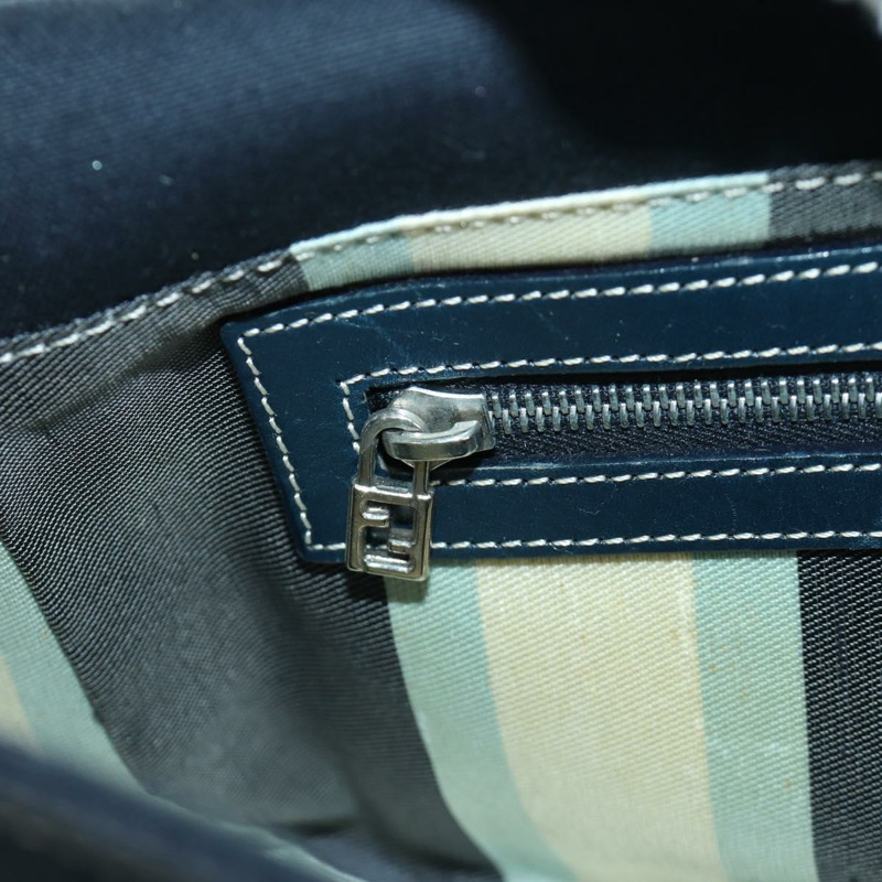 【日本直送】FENDI 大理石紋 Mamma Baguette 單肩包 帆布 海軍藍 銀色 正品 am10993V-23