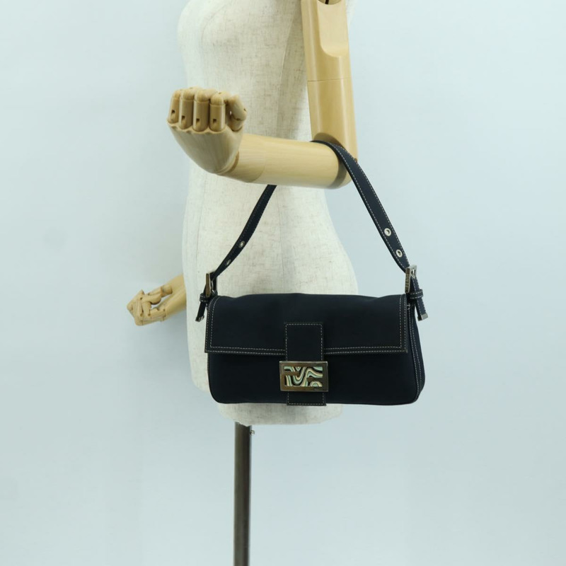 【日本直送】FENDI 大理石紋 Mamma Baguette 單肩包 帆布 海軍藍 銀色 正品 am10993V-25