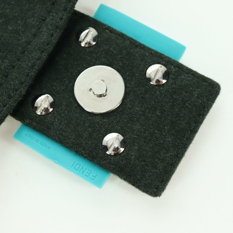 【日本直送】FENDI Mamma Baguette 肩背包 針織綠 銀色 正品 am11047V-9