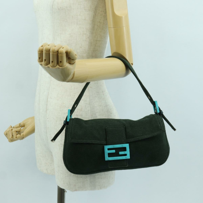 【日本直送】FENDI Mamma Baguette 肩背包 針織綠 銀色 正品 am11047V-24