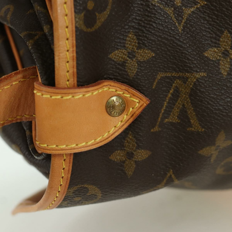 【日本直送】路易威登 Monogram Saumur 35 肩背包 M42254 LV Auth am11030V-14