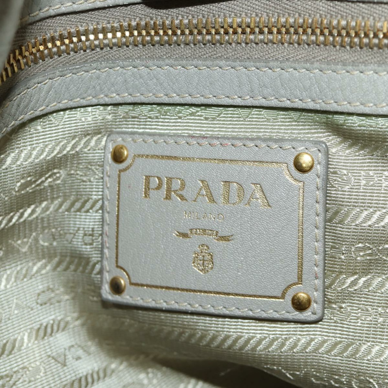 【日本直送】PRADA 灰色金色皮革肩背包 正品 ARZ570V-20