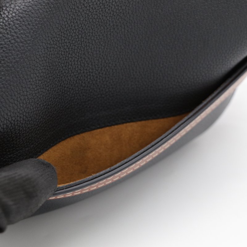 LOEWE Gate 黑色 馬鞍包-9