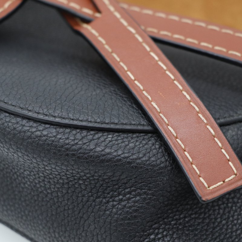 LOEWE Gate 黑色 馬鞍包-14