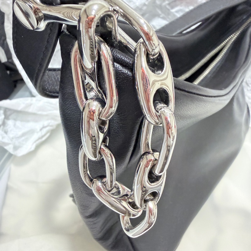 近全新-MARC JACOBS 拉鍊肩背包(黑)-7