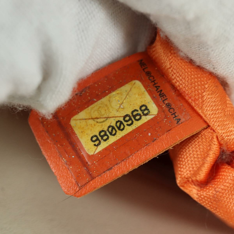 【日本直送】香奈兒 Cambon 系列絎縫手提包，白色銀色雙C標誌皮革，正品 ARZ785SAM-10