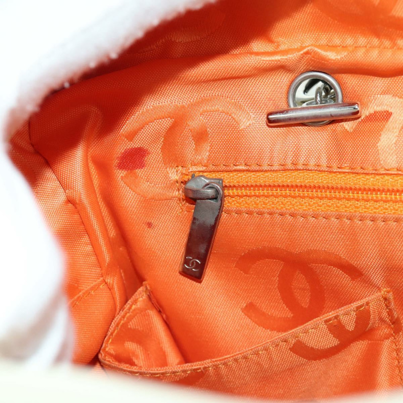 【日本直送】香奈兒 Cambon 系列絎縫手提包，白色銀色雙C標誌皮革，正品 ARZ785SAM-27