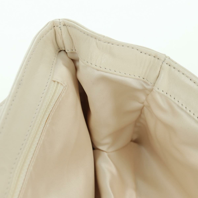 【日本直送】香奈兒 Chain Matelasse 2.55 單肩包，羊皮材質，象牙色，CC 標誌，正品 YKZ599SAV-23