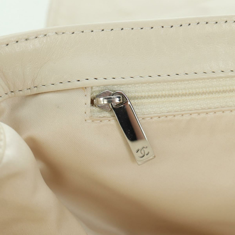 【日本直送】香奈兒 Chain Matelasse 2.55 單肩包，羊皮材質，象牙色，CC 標誌，正品 YKZ599SAV-24